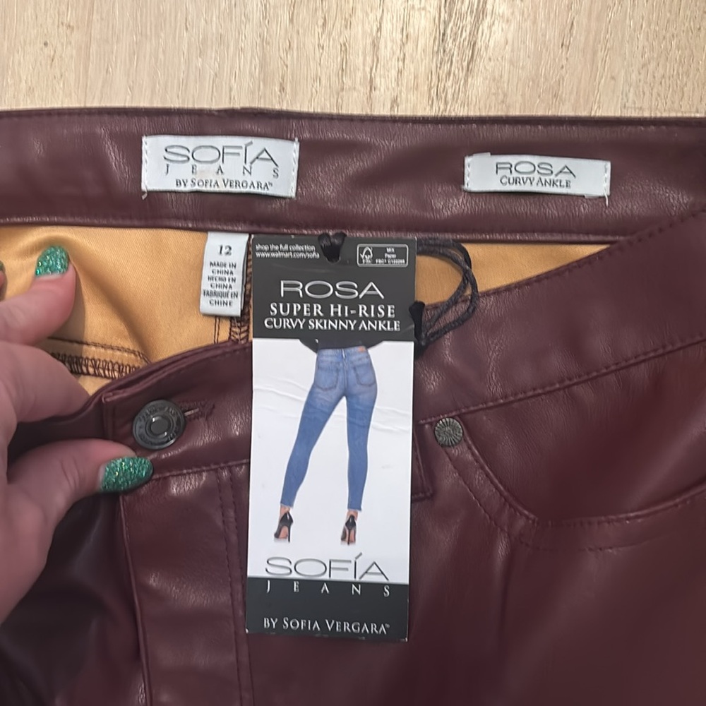 NWT Sofia Vergara Rosa Super Hi Rise Curvy Skinny Faux Leather Pants size 12 - Picture 2 of 3